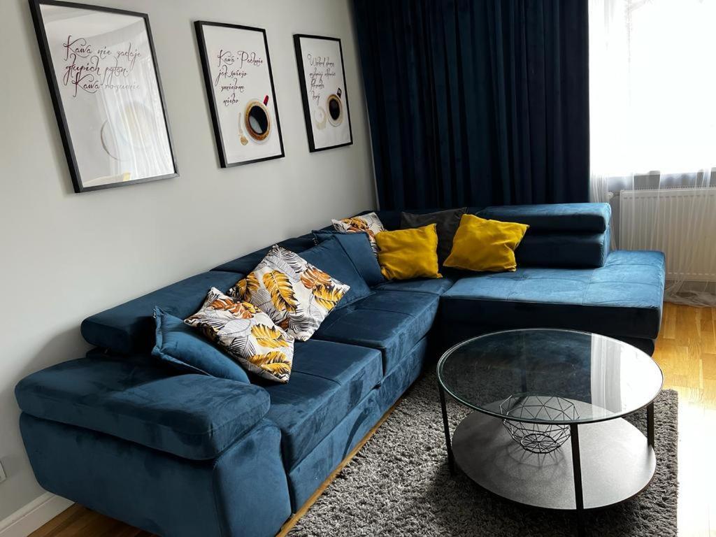 Family & Business Elegant Apartments Ul Astronautow Centrum Downtown - 3 Bedroom, Parking Kielce Bagian luar foto