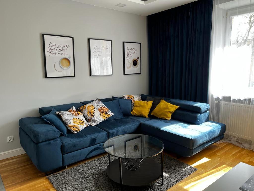 Family & Business Elegant Apartments Ul Astronautow Centrum Downtown - 3 Bedroom, Parking Kielce Bagian luar foto