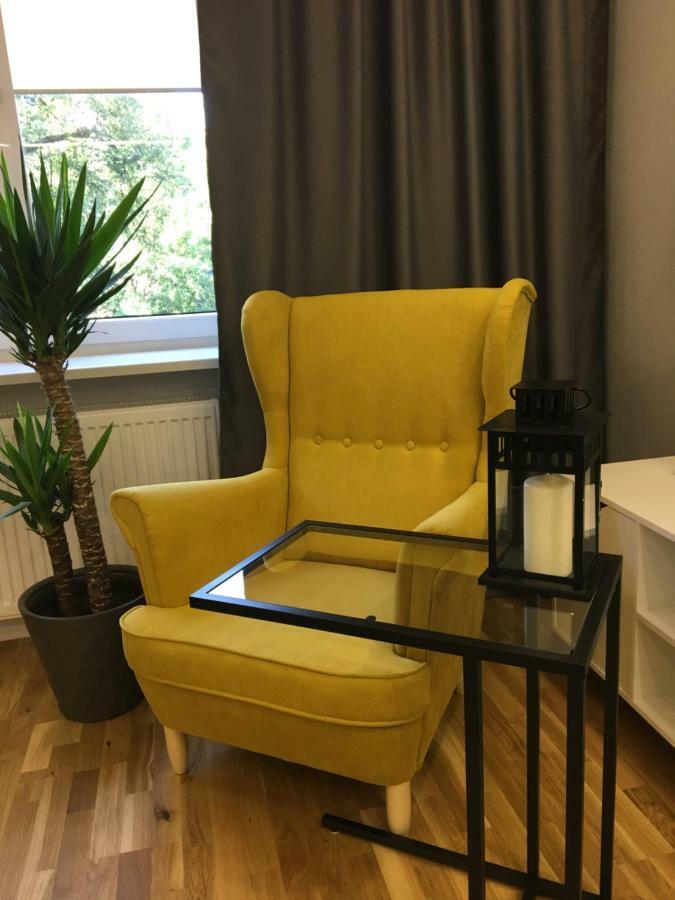 Family & Business Elegant Apartments Ul Astronautow Centrum Downtown - 3 Bedroom, Parking Kielce Bagian luar foto